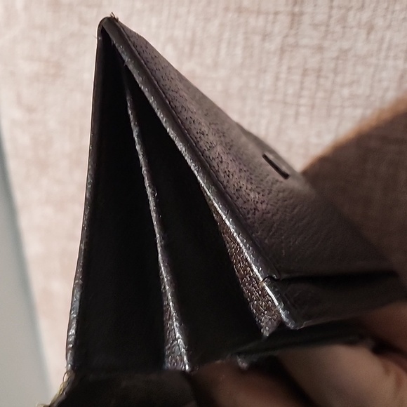 Gucci Wallet - Picture 10 of 15